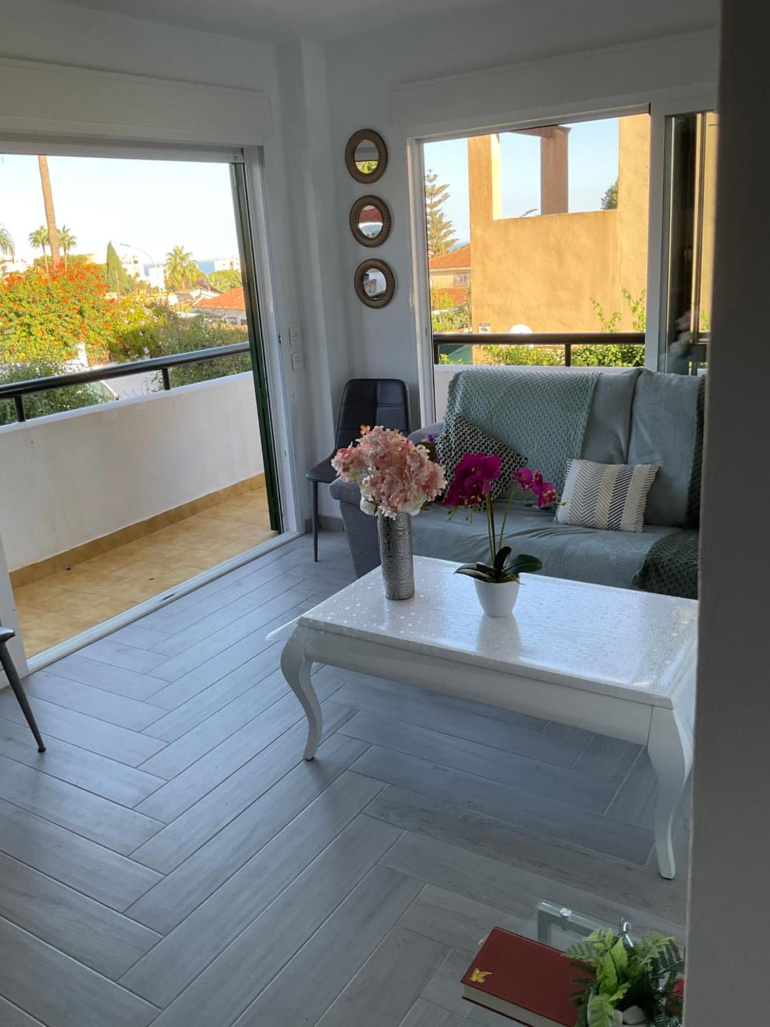 Appartement Moderne Pour 6 Adultes Benalmádena Eksteriør billede